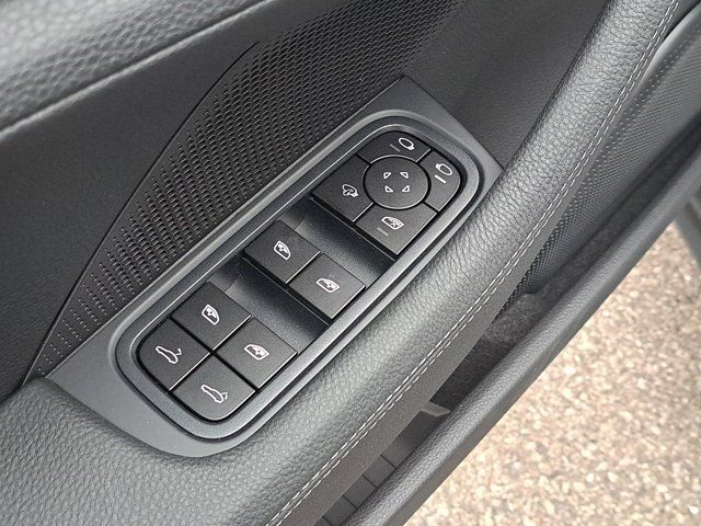 Used 2026 Porsche Panamera 4 AWD/4WD image 24