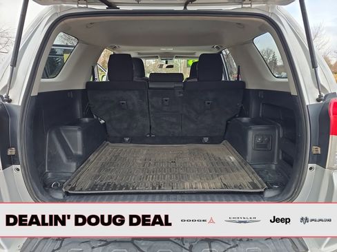 Used 2013 Toyota 4Runner SR5 image 22