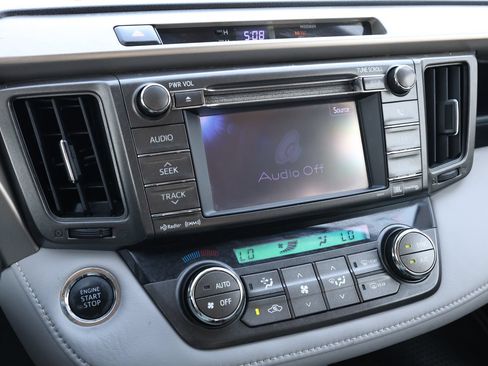 Used 2013 Toyota RAV4 Limited FWD image 20