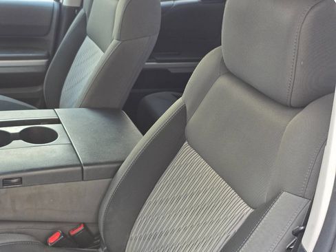 Used 2015 Toyota Tundra SR5 RWD image 21