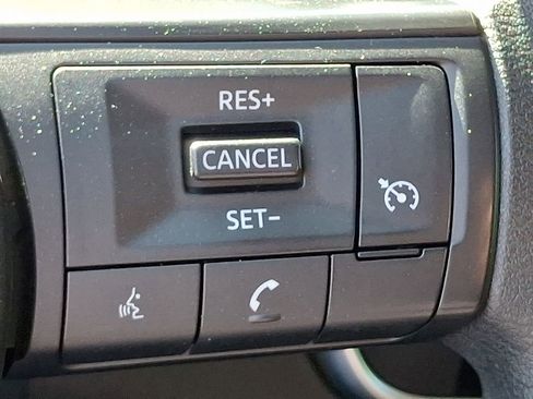 Used 2023 Nissan Rogue S FWD image 22