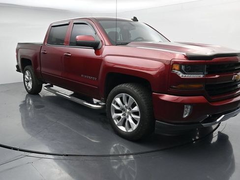 Used 2017 Chevrolet Silverado 1500 LT w/ All Star Edition AWD/4WD image 2
