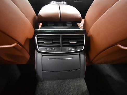 Used 2015 Audi S8 AWD/4WD image 16