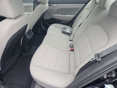 Used 2020 Hyundai Elantra Value Edition image 28