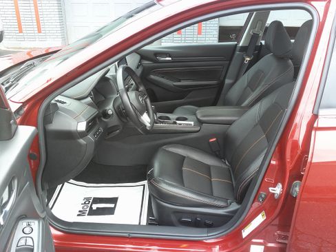 Used 2021 Nissan Altima 2.5 SR w/ SR Premium Package AWD/4WD image 19