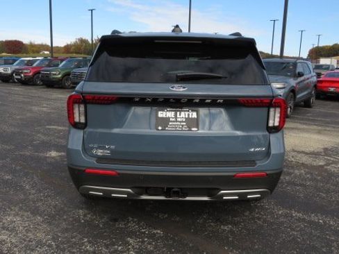 New 2026 Ford Explorer Active image 15