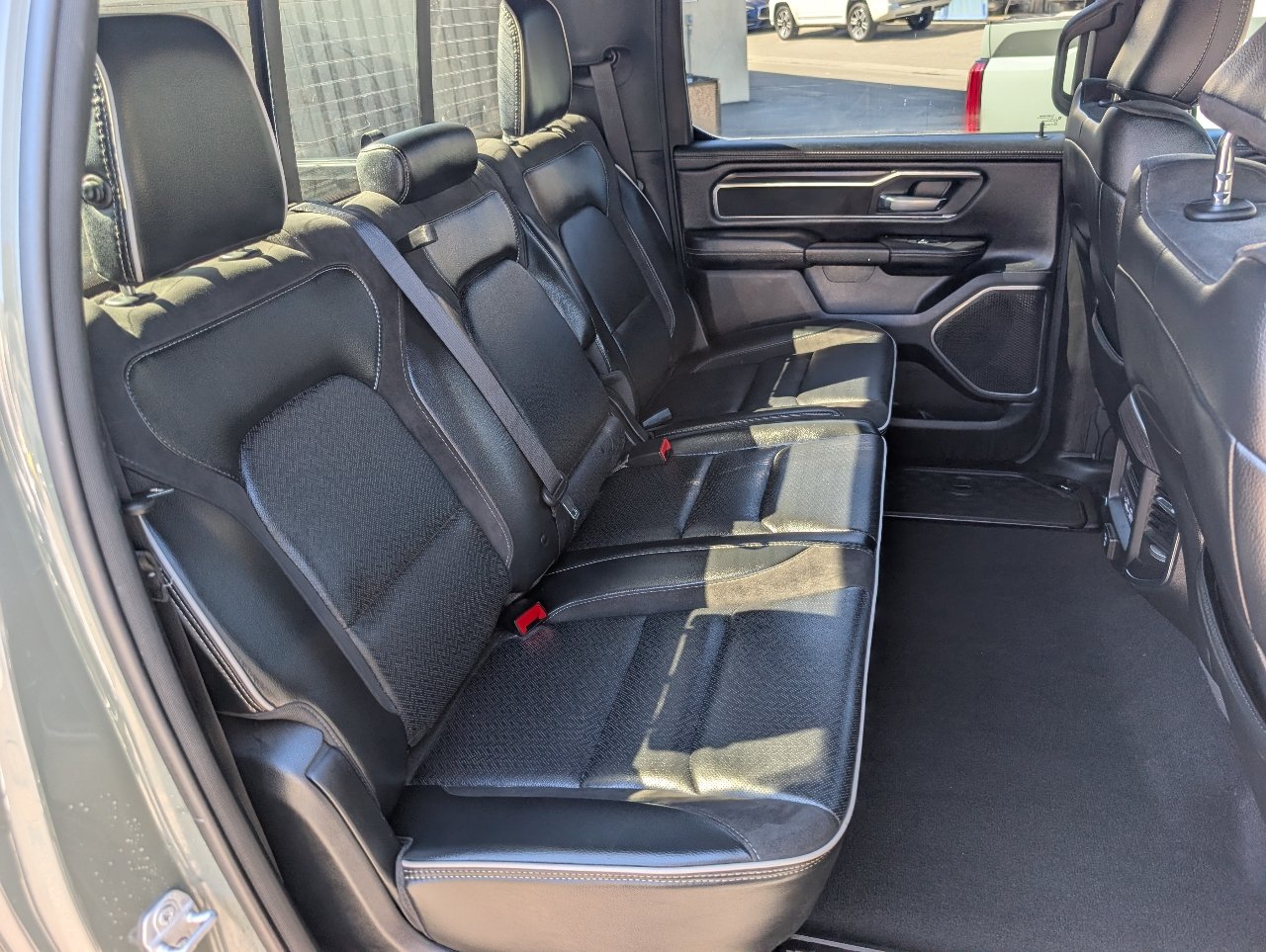 Used 2026 RAM 1500 Laramie AWD/4WD image 5