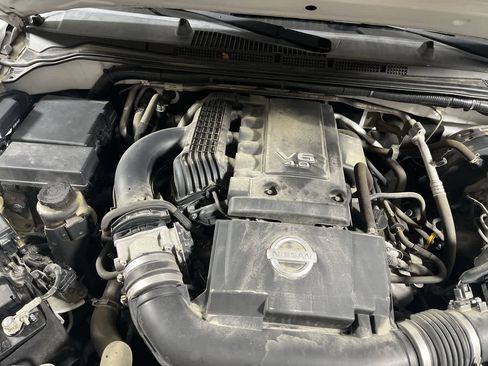 Used 2019 Nissan Frontier SV w/ Value Truck Package RWD image 12