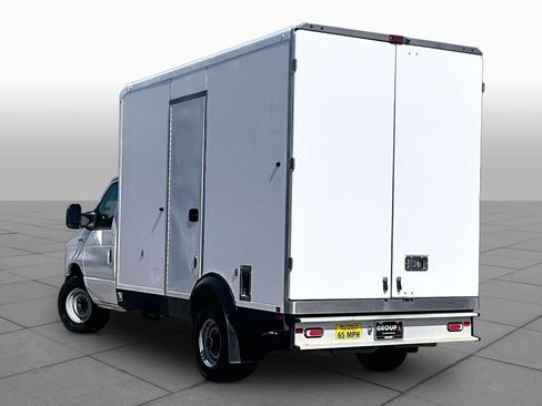 Used 2023 Ford E-350 and Econoline 350 Super Duty w/ Power Windows & Locks Group RWD image 12