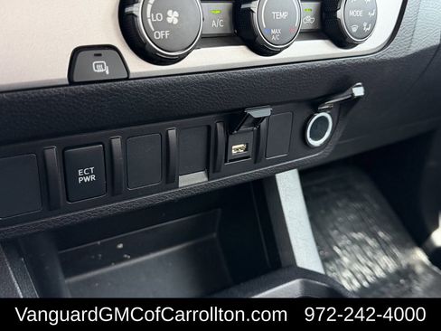 Used 2021 Toyota Tacoma SR w/ SR Convenience Package RWD image 21
