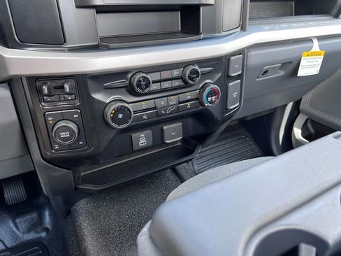 New 2026 Ford F250 XL w/ FX4 Off-Road Package AWD/4WD image 23