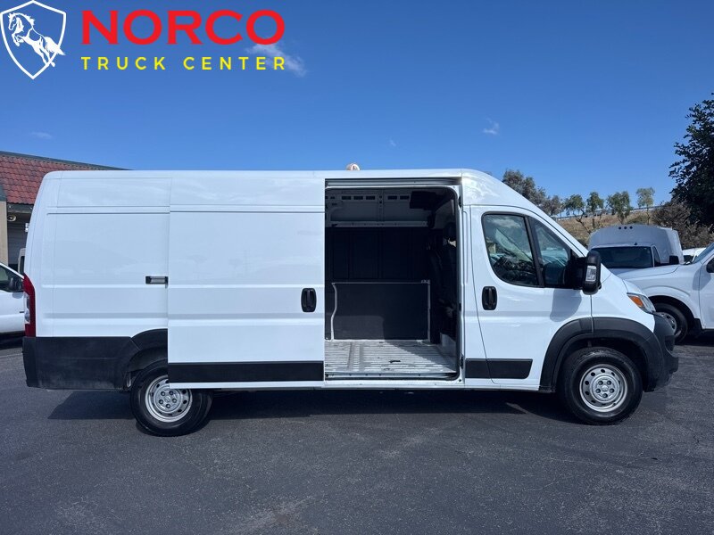 Used 2023 RAM ProMaster 3500 FWD image 2