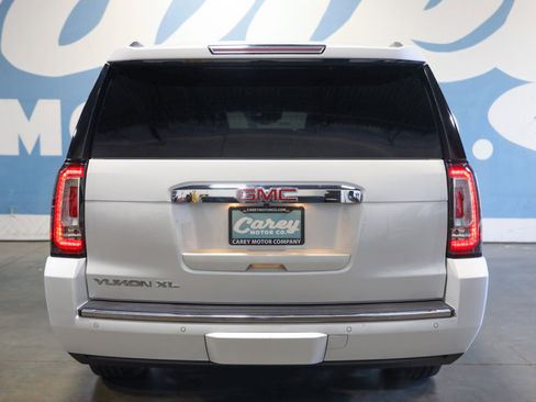 Used 2016 GMC Yukon XL Denali w/ Open Road Package image 32