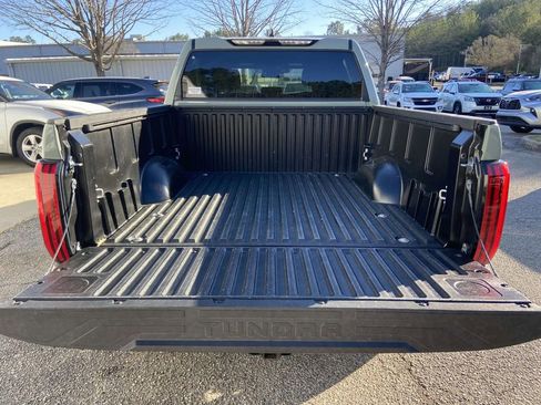 Used 2025 Toyota Tundra SR5 w/ SR5 Convenience Package AWD/4WD image 10