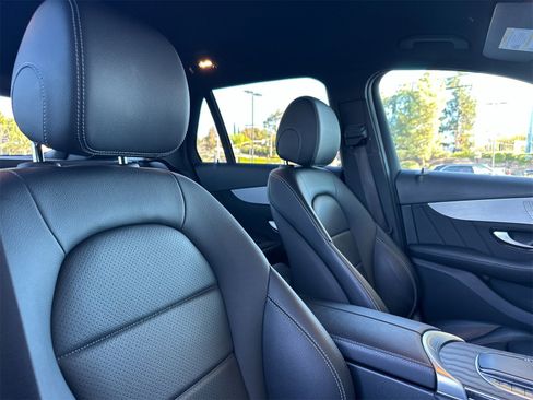 Certified 2021 Mercedes-Benz GLC 300 image 19
