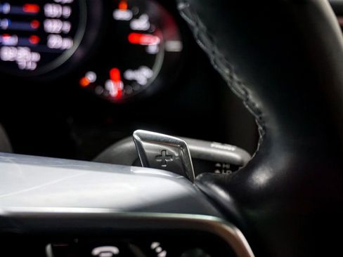 Used 2019 Porsche 911 4 Coupe image 61