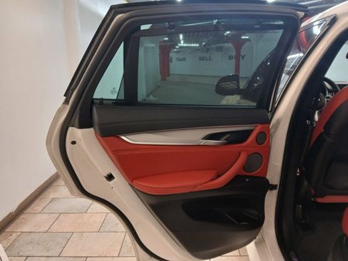 Used 2019 BMW X6 xDrive35i w/ M Sport Package image 17