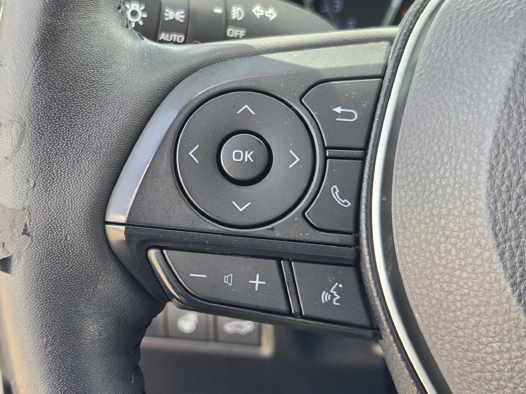 Used 2019 Toyota RAV4 Limited w/ Cold Weather Package AWD/4WD image 24