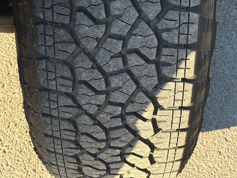 Used 2024 Chevrolet Silverado 1500 RST w/ Z71 Off-Road Package image 39