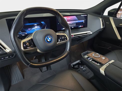 Used 2023 BMW iX xDrive50 w/ Ultimate Package 2 image 19