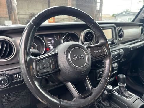 Used 2019 Jeep Wrangler Unlimited Sport S AWD/4WD image 9