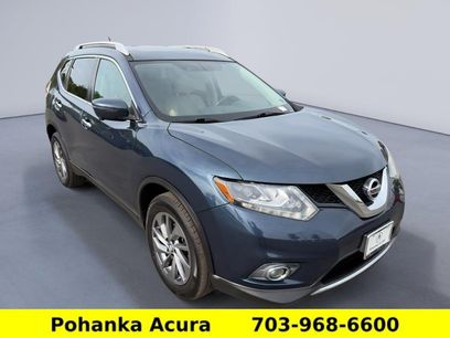 Used 2016 Nissan Rogue SL w/ SL Premium Package