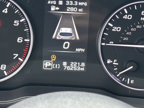 Certified 2024 Subaru Crosstrek 2.0i Premium AWD/4WD image 4