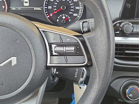Used 2024 Kia Forte LXS image 19
