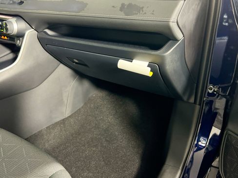 New 2025 Toyota RAV4 XLE image 34