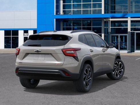 New 2026 Chevrolet Trax RS image 4