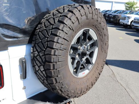 Used 2018 Jeep Wrangler Unlimited Sport S AWD/4WD image 34