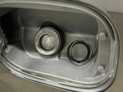 Used 2021 Chevrolet Silverado 1500 LTZ image 48