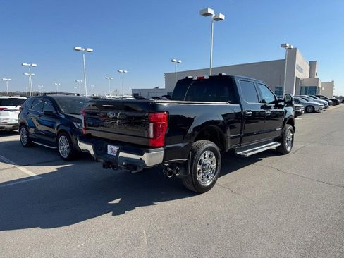 Used 2022 Ford F350 Lariat w/ Lariat Ultimate Package image 3