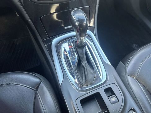 Used 2014 Buick Regal image 21