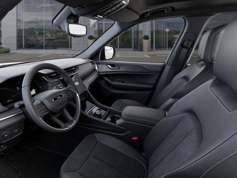 New 2025 Jeep Grand Cherokee L Altitude image 22