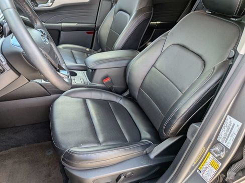 Used 2022 Ford Escape SEL AWD/4WD image 14