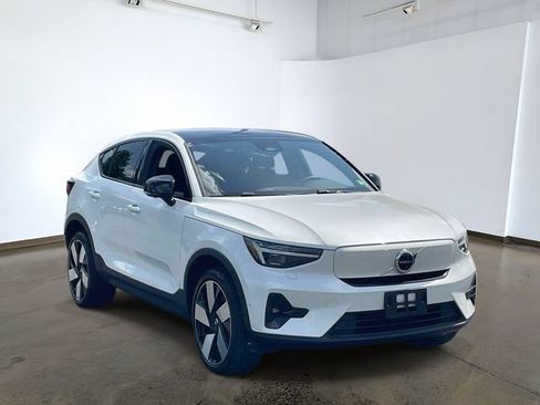 Used 2023 Volvo C40 P8 Recharge Ultimate AWD/4WD image 3