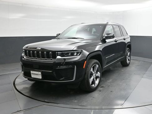 New 2026 Jeep Grand Cherokee Limited AWD/4WD image 30