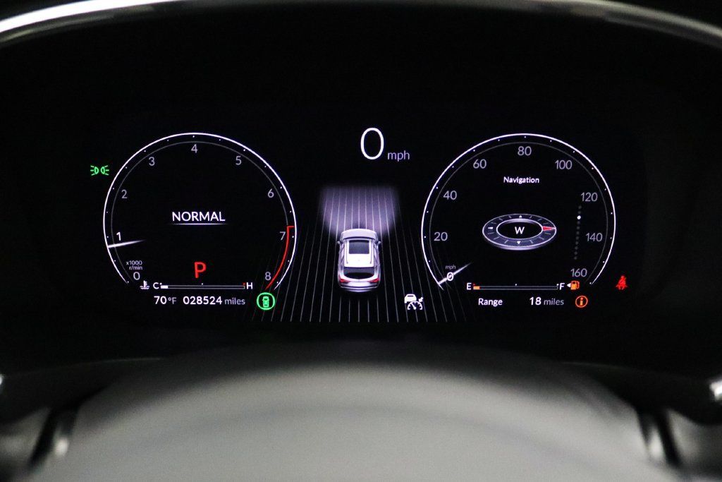 Used 2024 Acura MDX w/ Technology Package AWD/4WD image 3