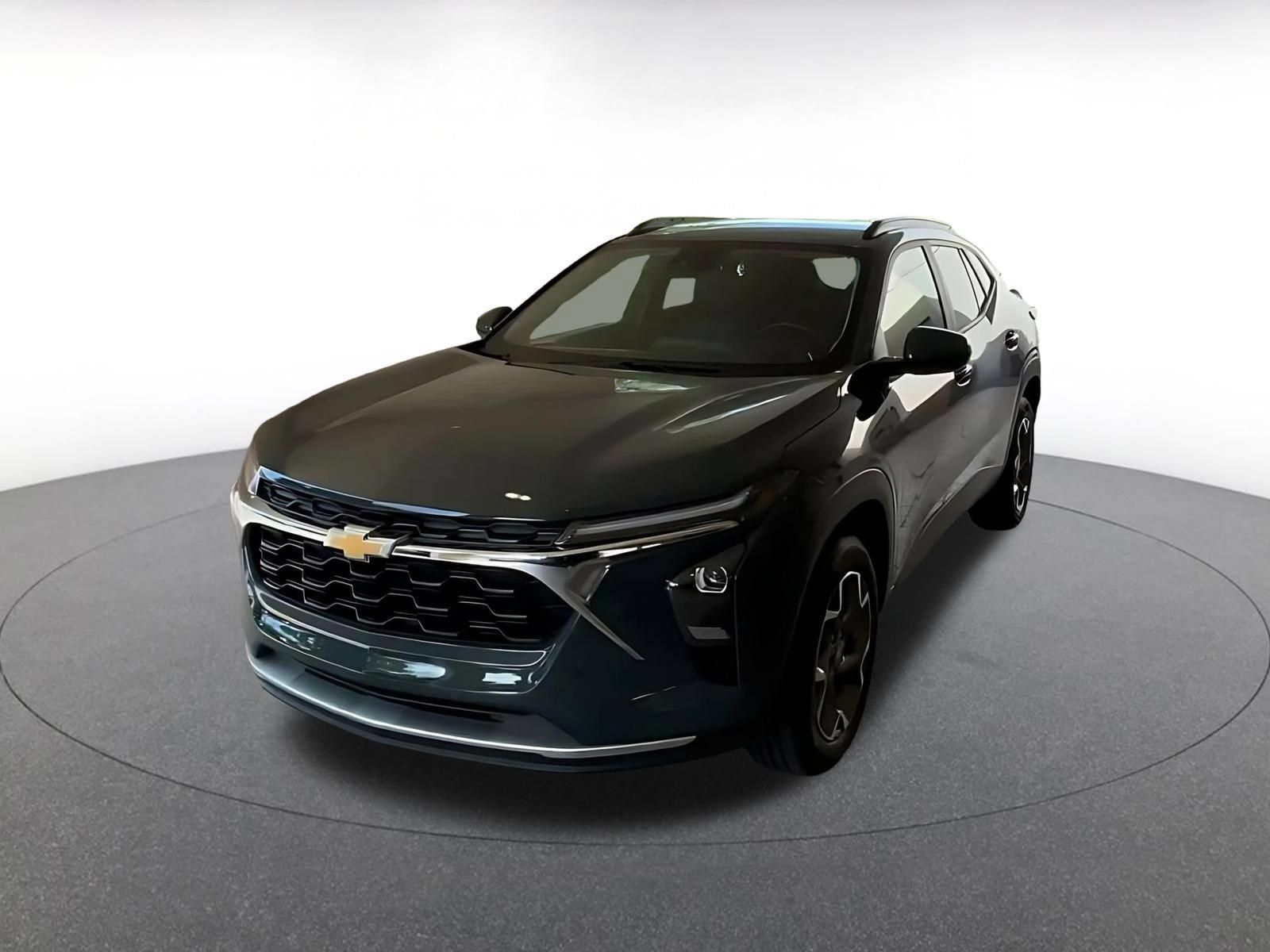 Used 2025 Chevrolet Trax LT w/ LT Convenience Package FWD image 6