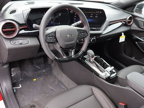 New 2026 Chevrolet Trax RS w/ Sunroof Package image 6