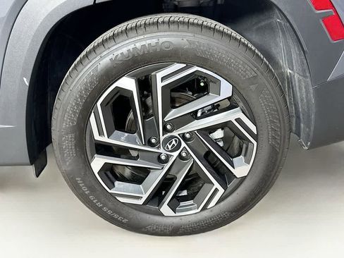 Used 2025 Hyundai Tucson Limited FWD image 8