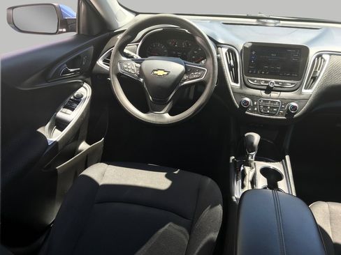 Used 2024 Chevrolet Malibu LT FWD image 5