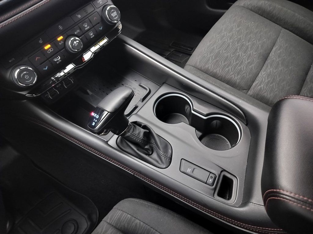 Used 2026 Dodge Durango GT w/ Blacktop Package AWD/4WD image 18