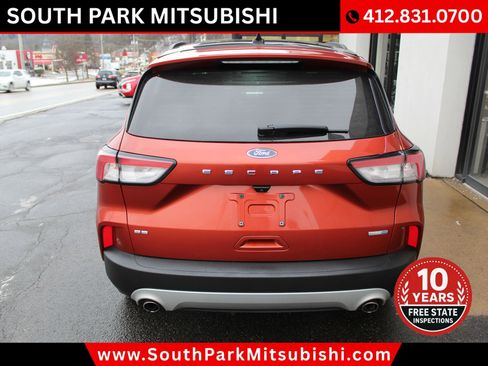 Used 2020 Ford Escape SE image 8