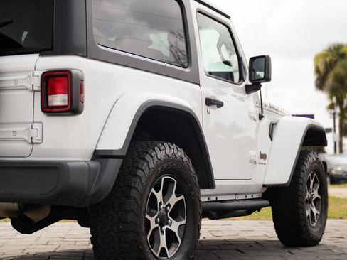 Used 2021 Jeep Wrangler Rubicon AWD/4WD image 18