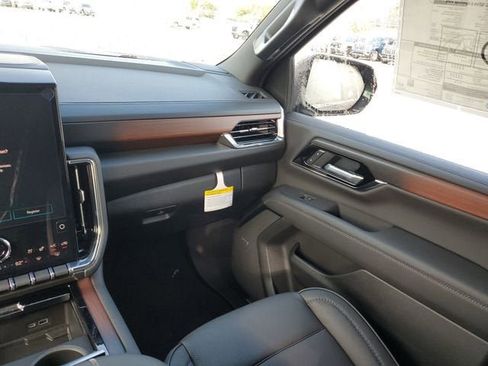 New 2026 GMC Yukon XL Denali w/ Sun & Power Step Package image 15