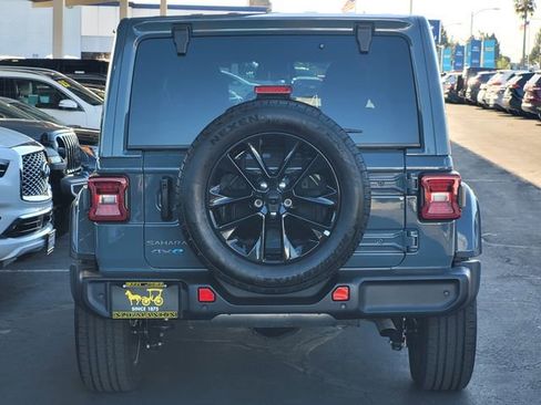 Certified 2025 Jeep Wrangler Unlimited Sahara w/ Safety Group image 5