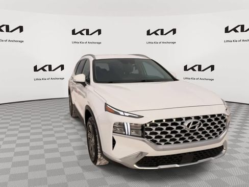 Used 2023 Hyundai Santa Fe SEL image 3