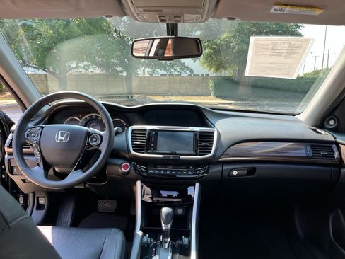 Used 2016 Honda Accord EX-L image 19